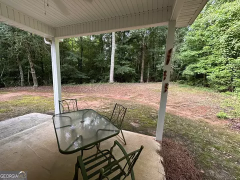 308 Lakeside Dr, Lagrange, GA 30240 photo 4