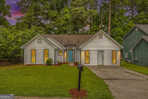 7745 Antebellum Ln, Riverdale, GA 30274