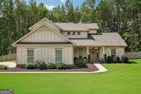 112 Whitworth Dr, Locust Grove, GA 30248