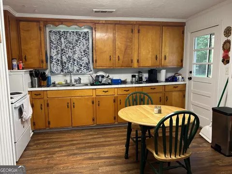 22 E Fourth St, Aragon, GA 30104 photo 3