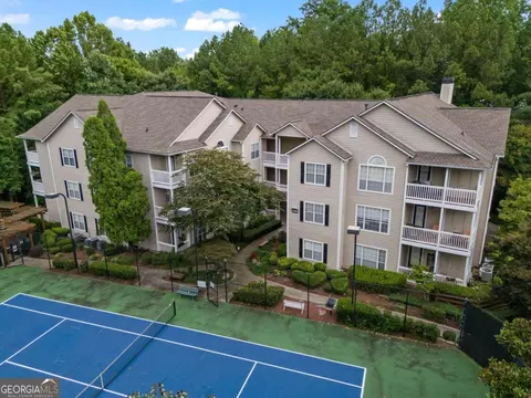 1250 Parkwood Cir SE #400, Atlanta, GA 30339