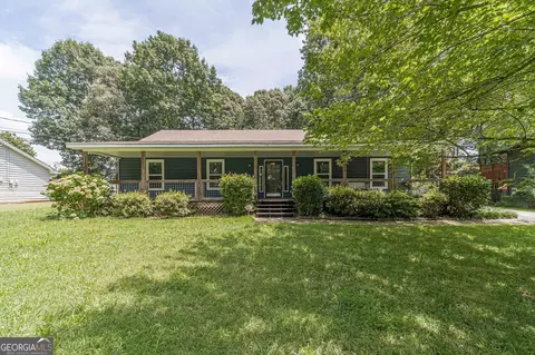 3987 Stacy Ln, Snellville, GA 30039