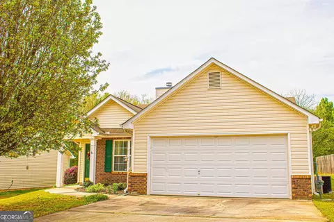 1780 Courtyard Ln, Mcdonough, GA 30252