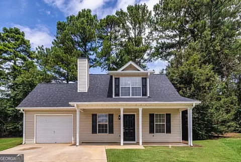 1520 N Hampton Ct, Hampton, GA 30228
