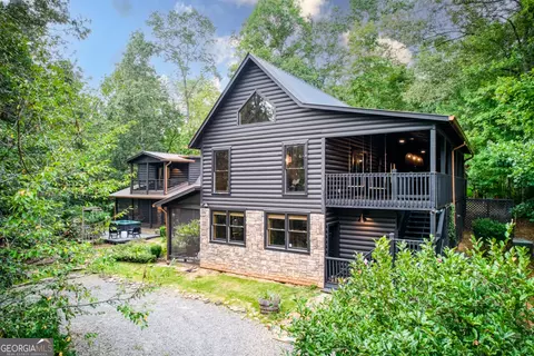 245 The Other Ln, Blue Ridge, GA 30513