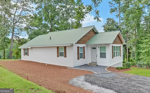181 Forest Ave, Toccoa, GA 30577 photo 2