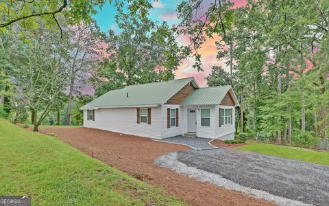 181 Forest Ave, Toccoa, GA 30577 photo 4