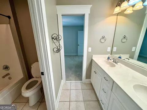 Bath - 472 Northridge Cir, Evans, GA 30809 photo 3 of 3