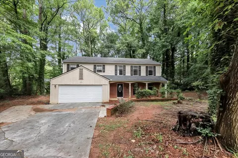 546 N Malton Ct, Stone Mountain, GA 30083