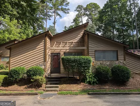 842 Bonnie Glen Dr SE, Marietta, GA 30067