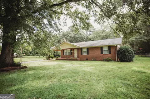 200 Lafayette St, Barnesville, GA 30204