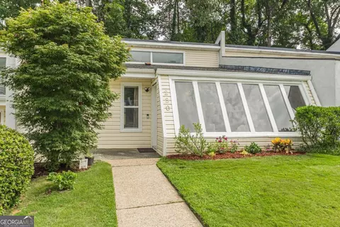 230 Goshen Ln, Woodstock, GA 30188