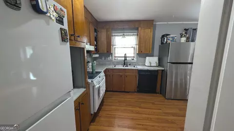 116 Windsor Dr, Warner Robins, GA 31088 photo 4