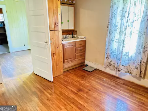 159 Henderson St, Cornelia, GA 30531 photo 17