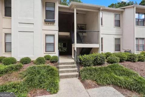 1805 Huntingdon Chase, Atlanta, GA 30350
