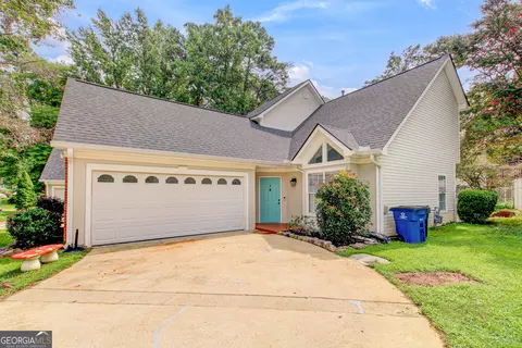 513 N Fairfield Dr, Peachtree City, GA 30269
