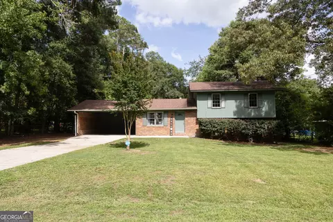 5559 Janeru Cir, Macon, GA 31216