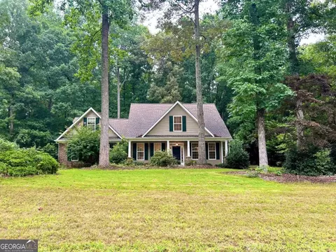 106 Creggan Hill Ct, Tyrone, GA 30290
