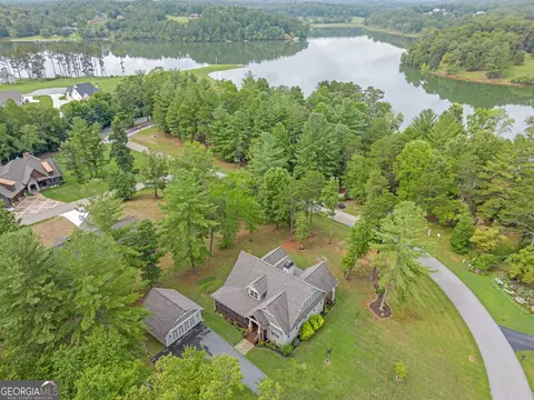 90 Shoreline Dr, Blairsville, GA 30512
