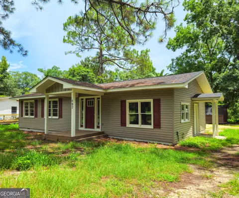 402 Russell Rd, Thomasville, GA 31757