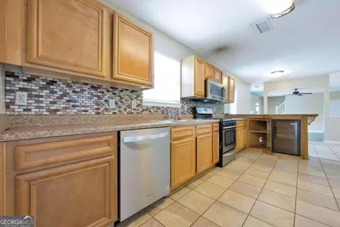 210 Kyndal Dr, Hampton, GA 30228 photo 11