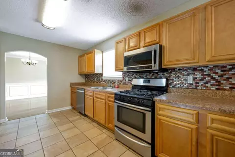 210 Kyndal Dr, Hampton, GA 30228 photo 12