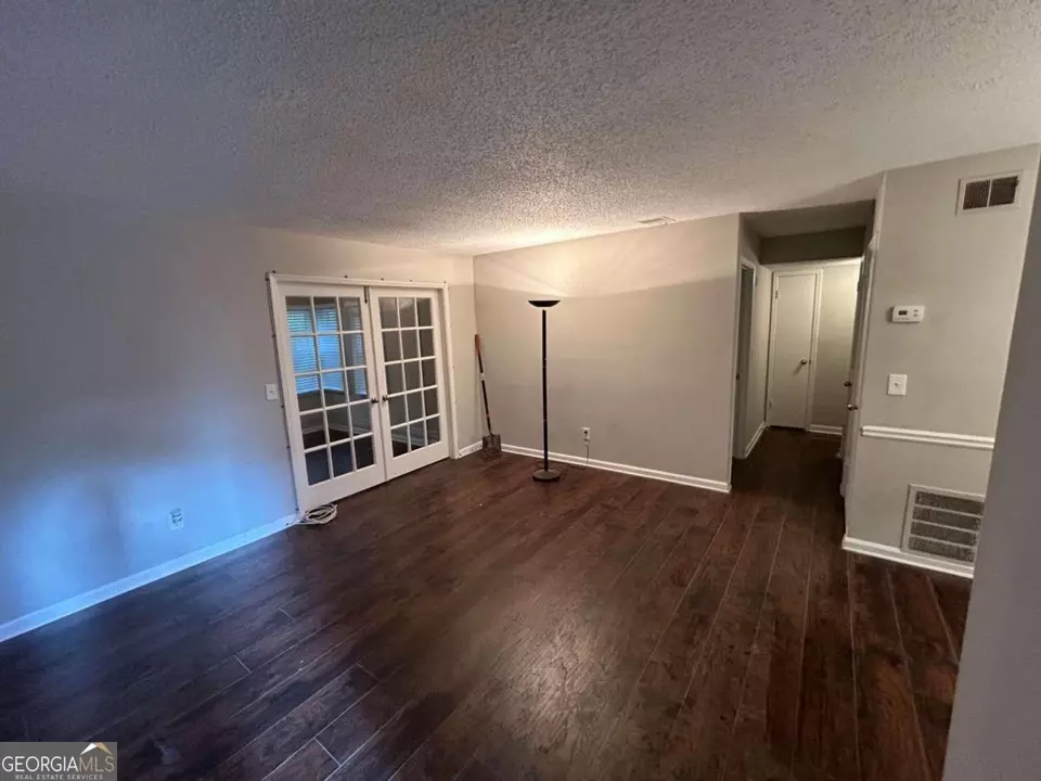  44 Monet Ct NW, Atlanta, GA 30327 photo 2