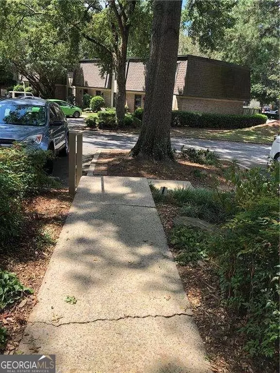  44 Monet Ct NW, Atlanta, GA 30327 photo 7