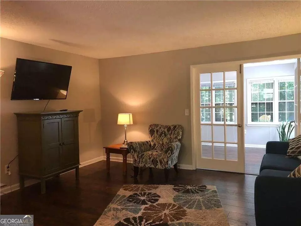  44 Monet Ct NW, Atlanta, GA 30327 photo 1