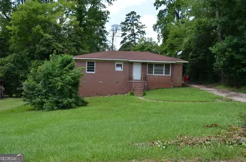 2458 Tredway Dr, Macon, GA 31211
