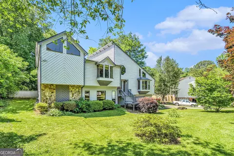 329 Rockmoor Trl NE, Marietta, GA 30066
