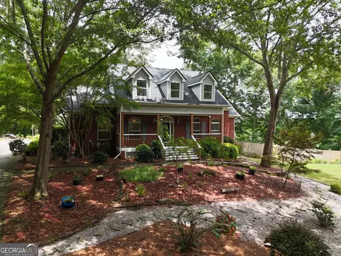 4922 Rabbit Farm Rd, Loganville, GA 30052