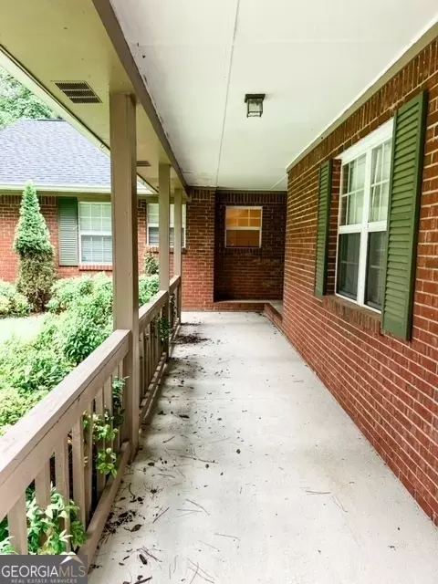 290 Dixie Trl, Covington, GA 30014 photo 6