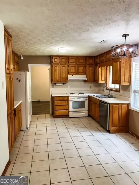 290 Dixie Trl, Covington, GA 30014 photo 35