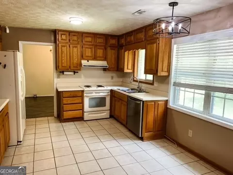 290 Dixie Trl, Covington, GA 30014 photo 33