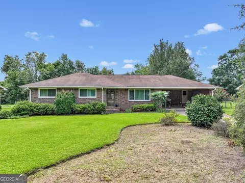 102 Woodmont Dr, Griffin, GA 30224