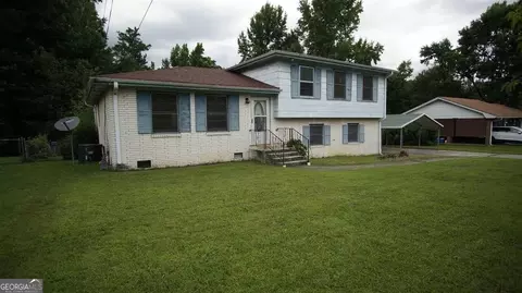 2570 Lilac Dr, Morrow, GA 30260