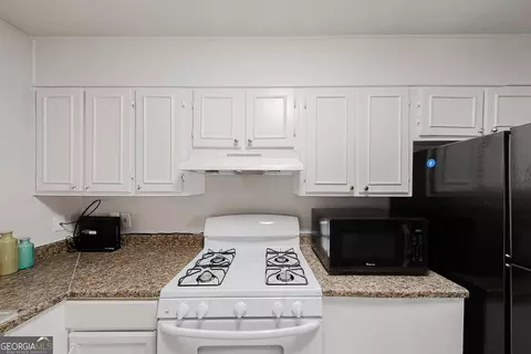 2535 Castile Dr, Morrow, GA 30260 photo 7