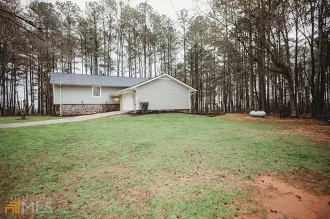 793 Gordon Rd, Barnesville, GA 30204 photo 3