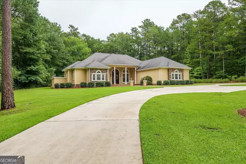Exterior - 3144 Creek Side Dr, Thomson, GA 30824 photo 4 of 20