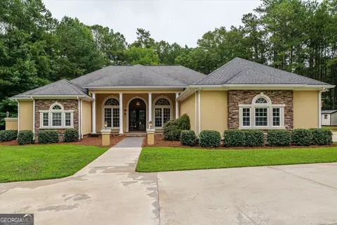 Exterior - 3144 Creek Side Dr, Thomson, GA 30824 photo 2 of 20