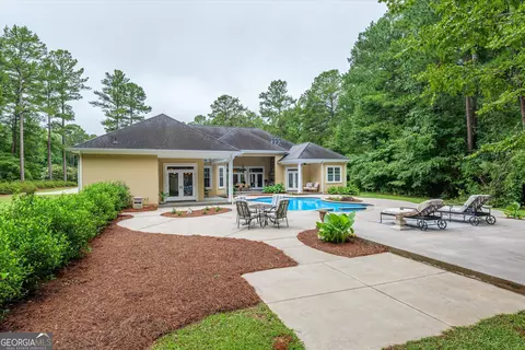 Exterior - 3144 Creek Side Dr, Thomson, GA 30824 photo 10 of 20