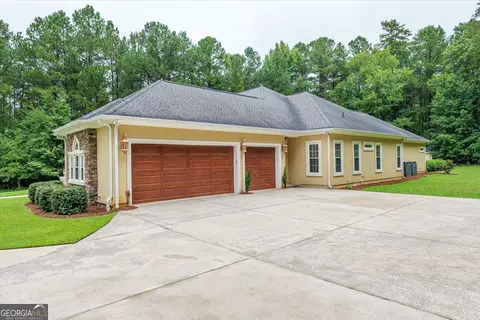 Exterior - 3144 Creek Side Dr, Thomson, GA 30824 photo 8 of 20