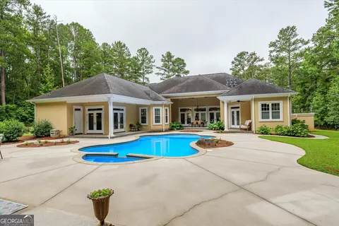 Exterior - 3144 Creek Side Dr, Thomson, GA 30824 photo 11 of 20