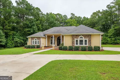 Exterior - 3144 Creek Side Dr, Thomson, GA 30824 photo 3 of 20