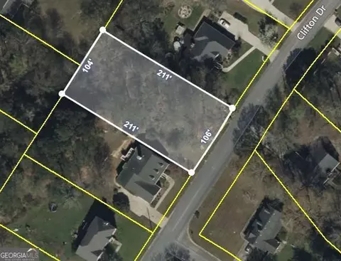 1072 Clifton Dr, Macon, GA 31204