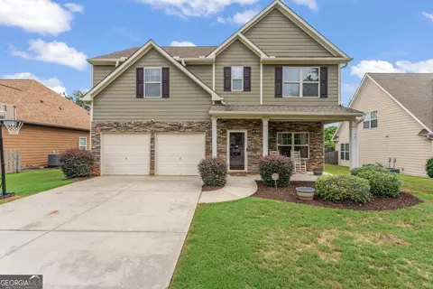 403 Stillwood Dr, Newnan, GA 30265