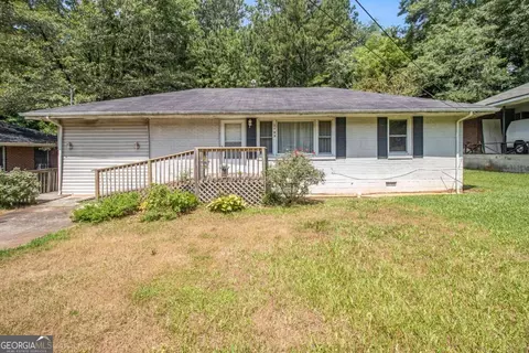 1703 Derrill Dr, Decatur, GA 30032