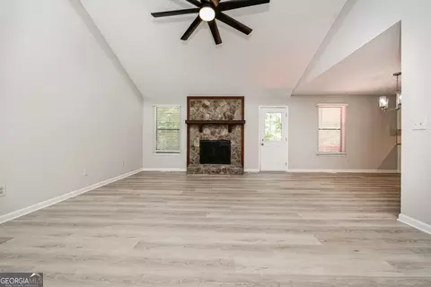 1282 Lynx Ct, Hampton, GA 30228 photo 4