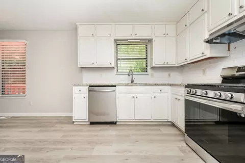 1282 Lynx Ct, Hampton, GA 30228 photo 7